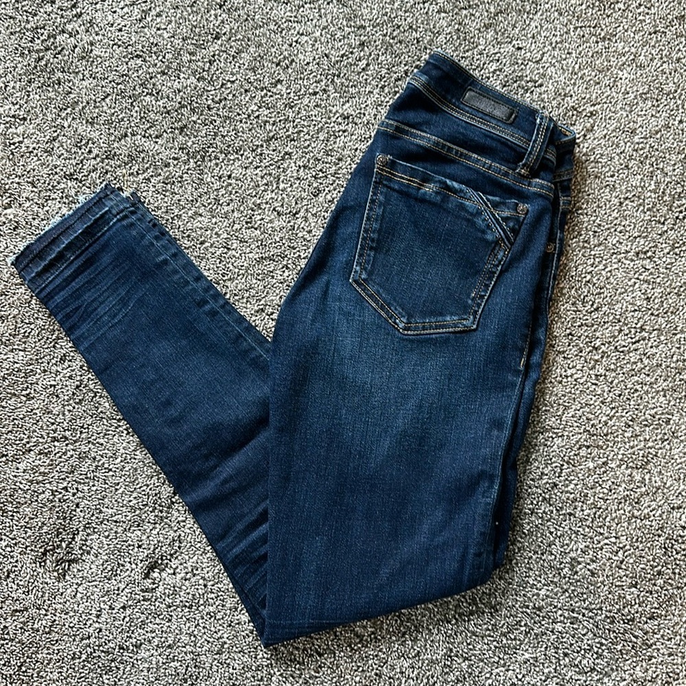 Buckle Dark Blue Ankle & Cropped Jeans